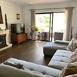 Ferienhaus Falesia Town House 2 Bedroom Olhos de Agua (Albufeira)