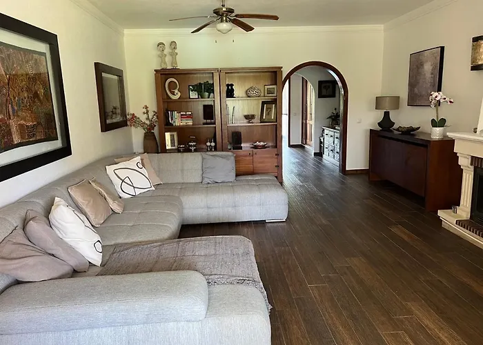 Σπίτι διακοπών Falesia Town House 2 Bedroom