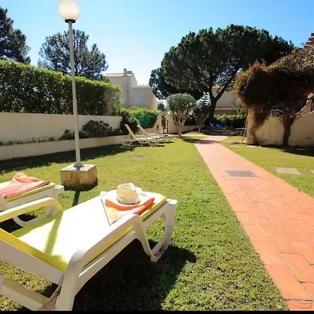 Falesia Town House 2 Bedroom * Ольюш-ди-Агуа (Албуфейра)